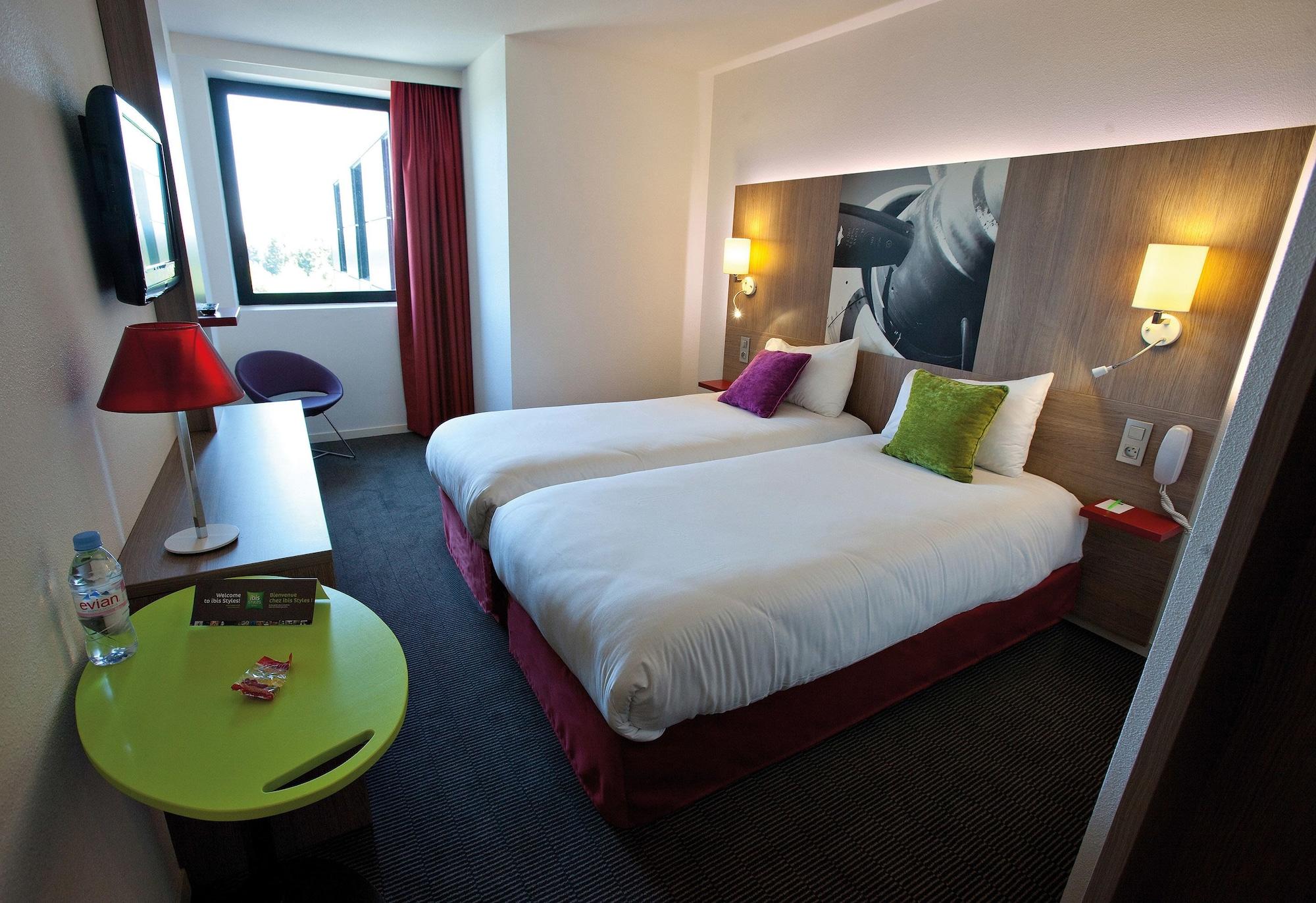 Ibis Styles Toulouse Cite Espace Екстер'єр фото