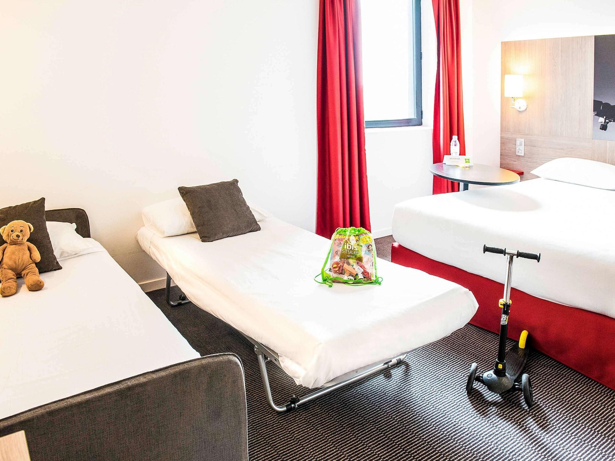 Ibis Styles Toulouse Cite Espace Екстер'єр фото