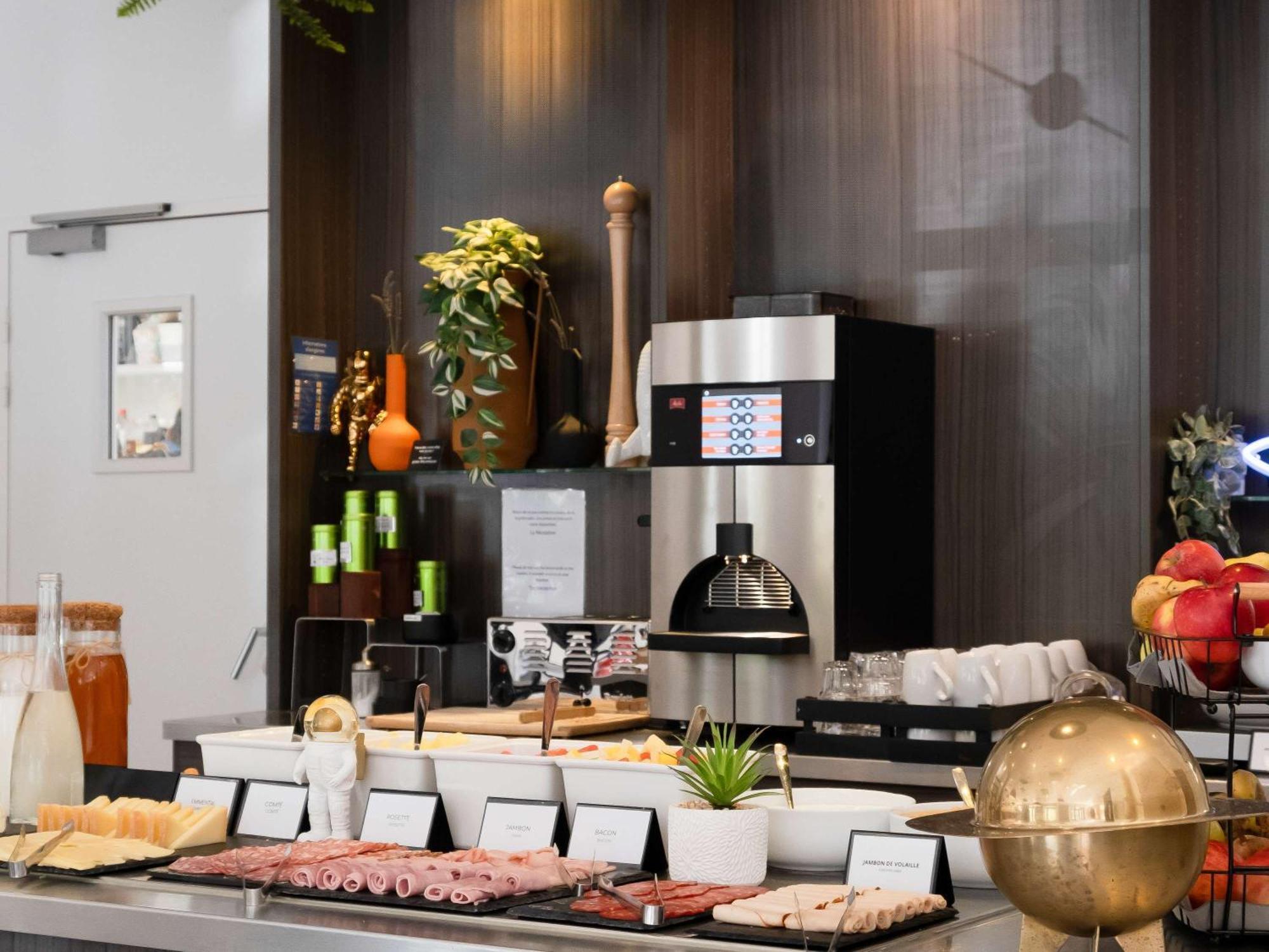 Ibis Styles Toulouse Cite Espace Екстер'єр фото