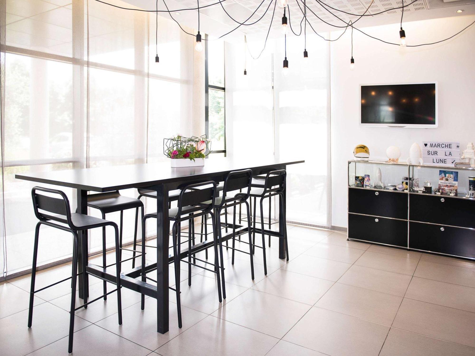 Ibis Styles Toulouse Cite Espace Екстер'єр фото